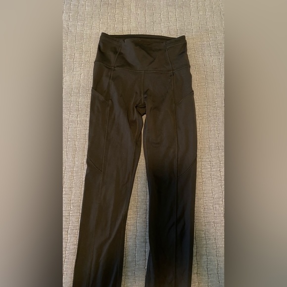 Swift speed lululemon tights sz 2 black - Picture 2 of 5